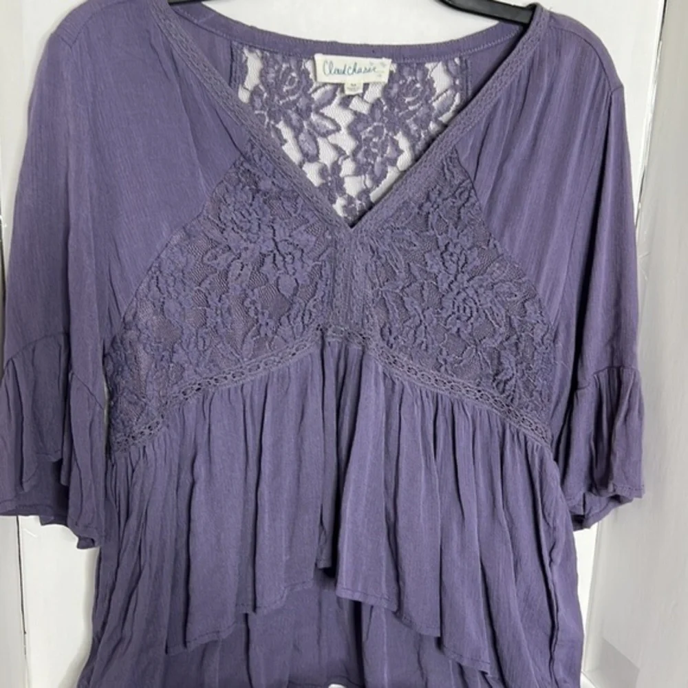 CLOUD CHASER WOMANS DARK LAVENDER BLOUSE SIZE MEDIUM AND MYSTIC EYELASHES